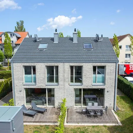 Strandlaeufer 1 * ツィングシュト